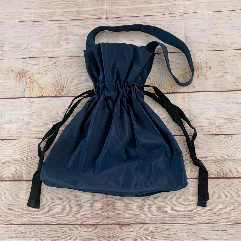 Very lightweight bag